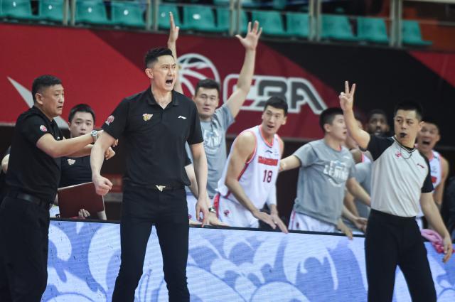 博鱼-京粤大战又见大逆转！冠军倒下之前，依旧还是冠军